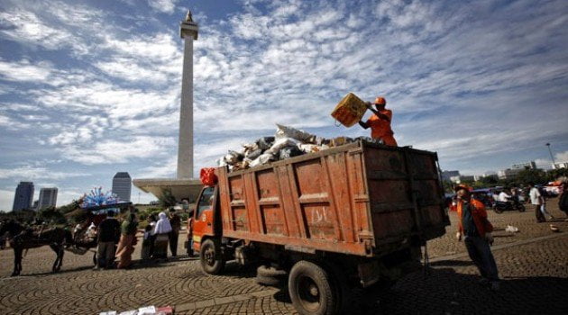 Perayaan Tahun Baru di Jakarta Sisakan 700 Ton Sampah